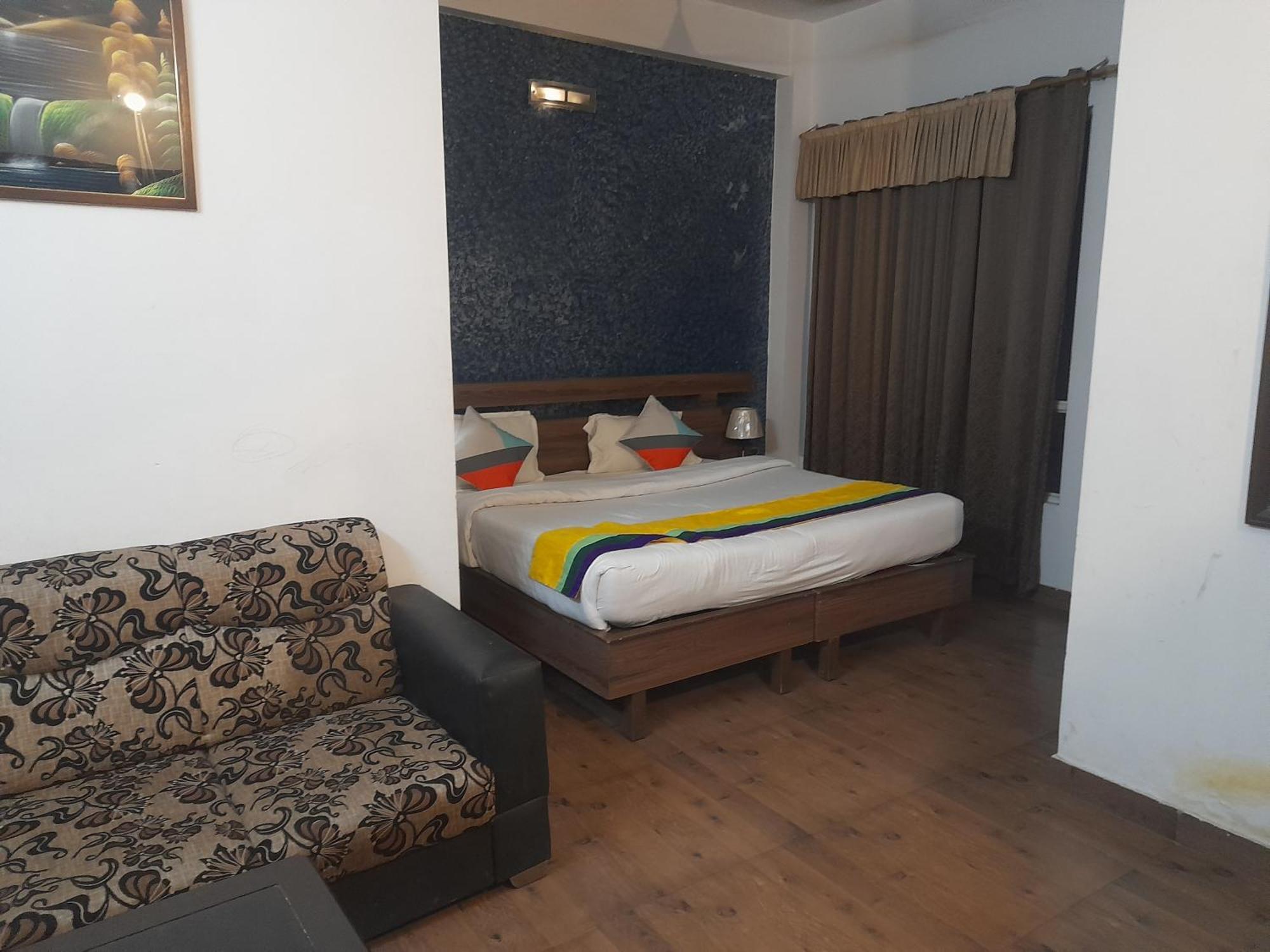Hotel Global Inn -1 Km From Railway Station - Lift Food And Free Parking Lucknow Exterior foto
